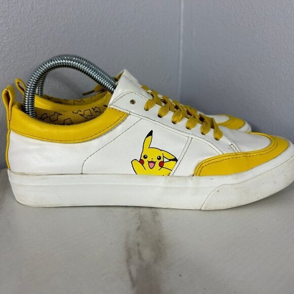 Nintendo Pokemon Pikachu Ground Up Sneakers RARE 2019 yellow white Womens Size 6 - Picture 4 of 7